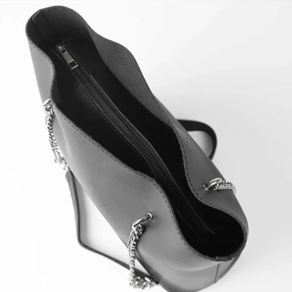 CHAIN STRAPS BLACK TOTE
