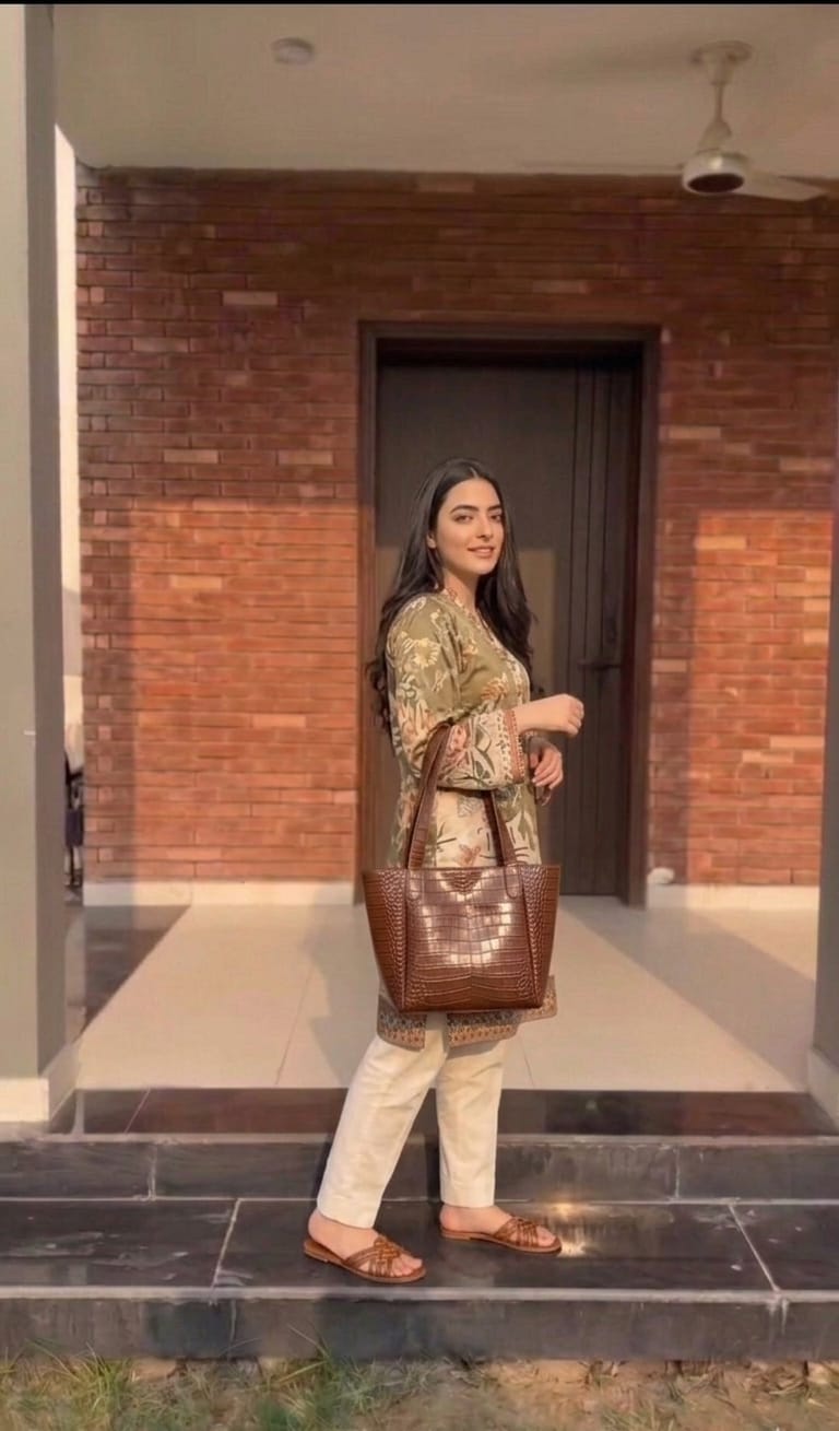 CROCO TOTE BAG